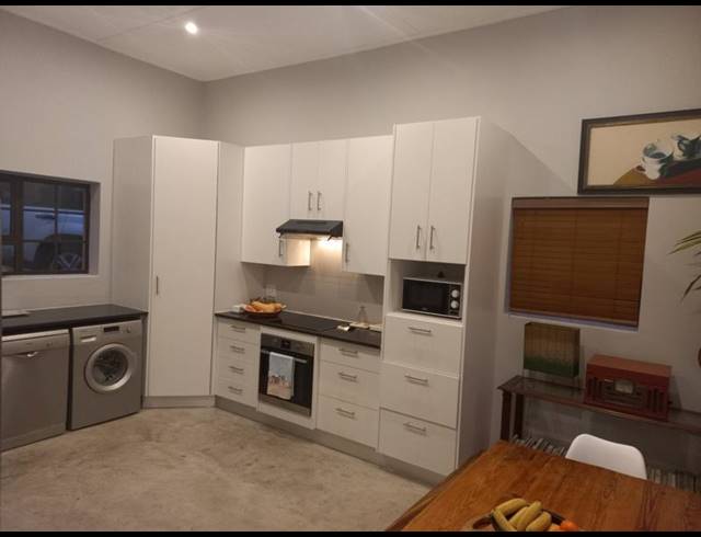 3 BEDROOM HOUSE FOR SALE IN VAKANSIEPLAAS